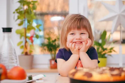Dlaczego warto kupować ekologiczne jedzenie dla dziecka?